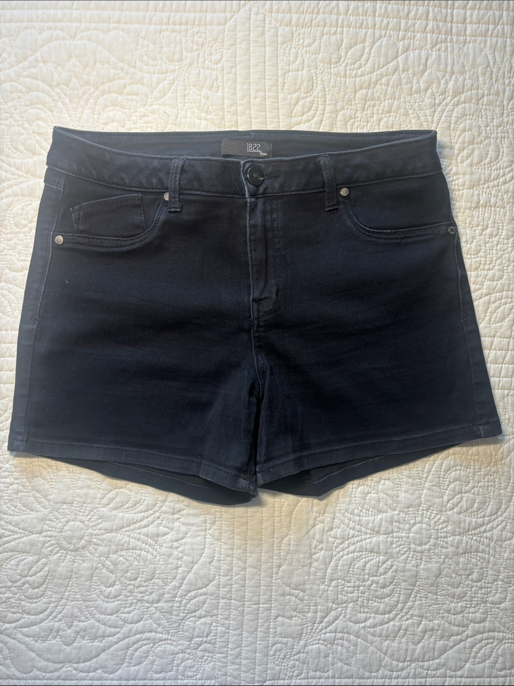 1822 Denim Black High-Rise Women's Jean Shorts